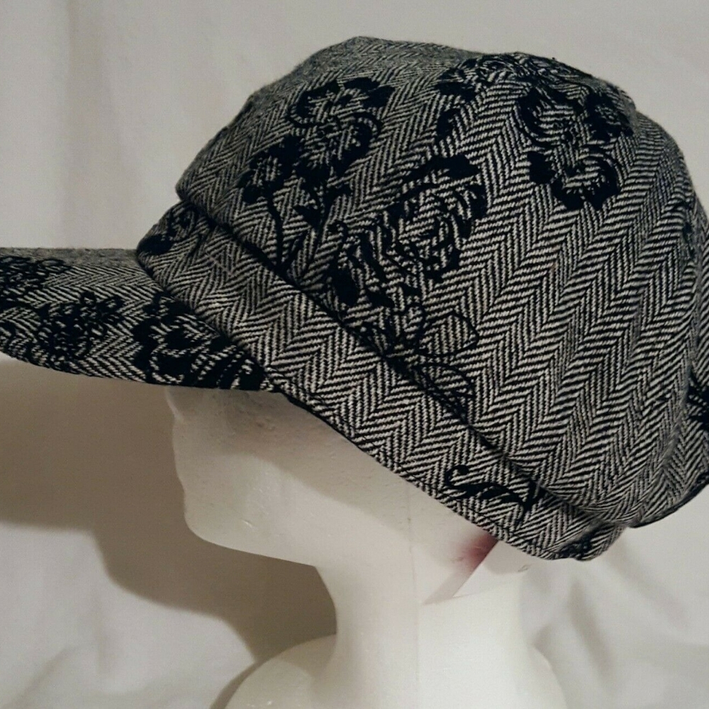 New black herringbone flocked rose newsboy cap hat - Picture 5 of 7
